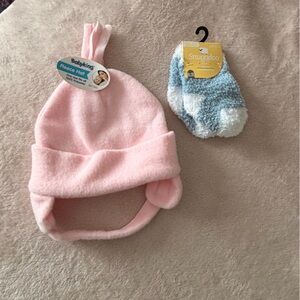 NWT Pink Baby Hat and Socks Set